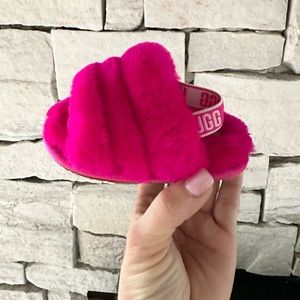 UGG Fluff Yeah Slide And Lovey sz: 4/5 toddler